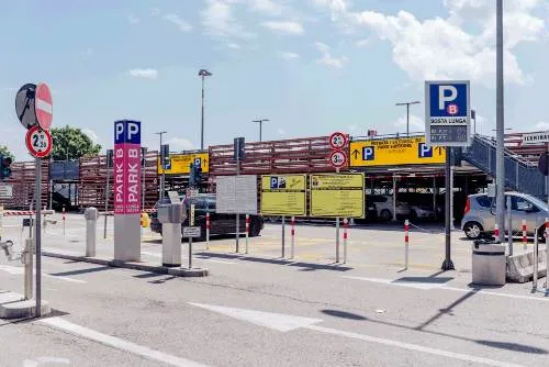 Parcheggio Park B2 Aeroporto Treviso