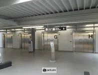 Parcheggio P6 Aeroporto Zurigo foto 5